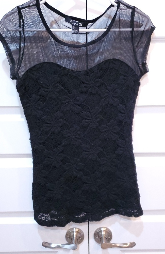Forever 21 Black lace top size small